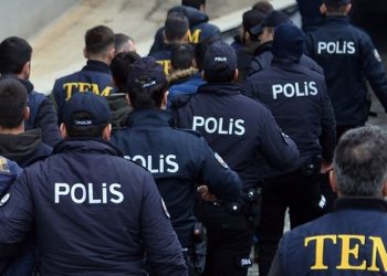 İzmir merkezli 39 ilde operasyon: 101 gözaltı kararı