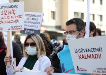 İş bırakma eylemi yapan sağlıkçılara ceza yağdı