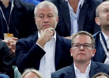 İşadamı Bayrak, Chelsea için teklifini yarına kadar sunacak: Fiyat yarıya düşmüş
