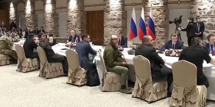 İşgal girişiminde 34. gün | Rus ve Ukrayna heyetleri Dolmabahçe’de buluştu