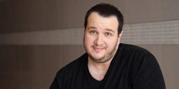 Şahan Gökbakar'dan 'akaryakıt zammı' tepkisi: Her benzinlikte bir halay başı hazır olacak