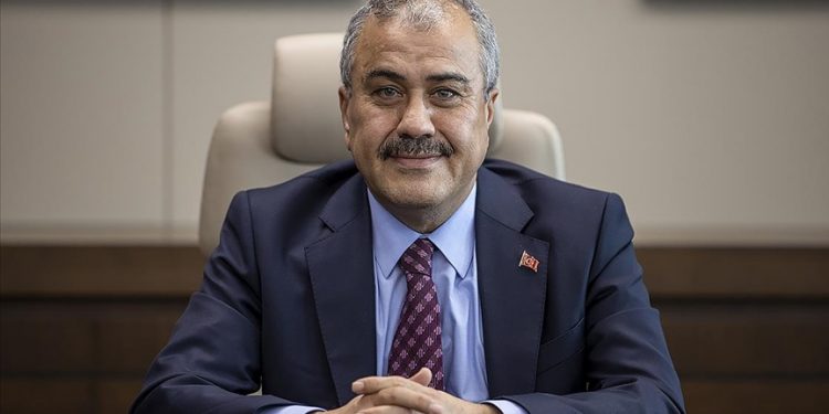 ‘Akaryakıt zammını devlet yapmıyor’ diyen EPDK başkanına EPGİS’den rest: Formülleri açıklarız