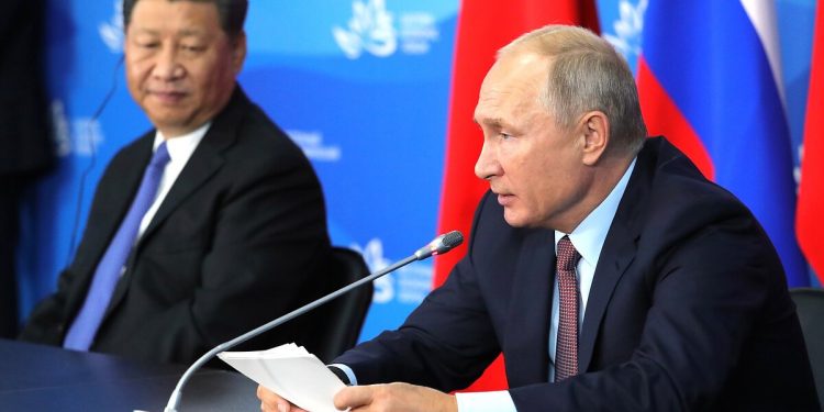 ‘Denizaltından nereye gidilir ki’: Çin, Putin’i neden kurtaramayacak?