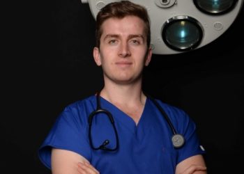 &lsquo;Mesajınızı aldım sayın cumhurbaşkanım&rsquo; diyerek istifa eden doktora tehdit