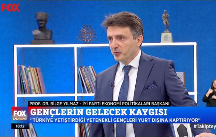 İyi Parti’li Prof. Dr. Yılmaz, beyin göçünü anlatırken gözleri doldu: Ülkenin hali hüzün veriyor