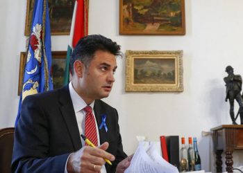 6 muhalif partinin Orban’a karşı birleştiği Macaristan seçimleri hakkında bilinmesi gerekenler