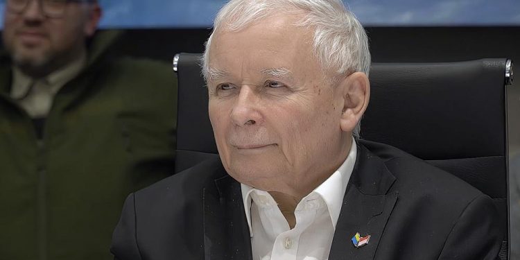 Polonya, Avrupa’da ABD asker sayısının artırılmasını istedi, Almanya’yı suçladı