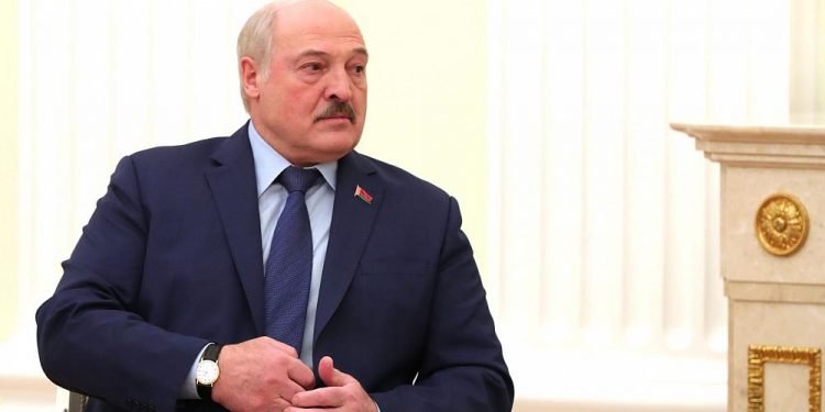 Lukaşenko: Ukrayna’da bizim desteklemediğimiz bir anlaşma olmaz