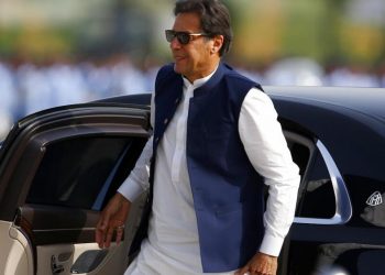 Pakistan’da güvensizlik oylaması: Başbakan Han, ‘Girişimin arkasında ABD var’