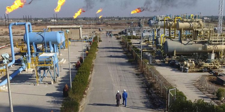 Irak’ın mart ayında petrolden elde ettiği gelir son 50 yılın rekoru oldu