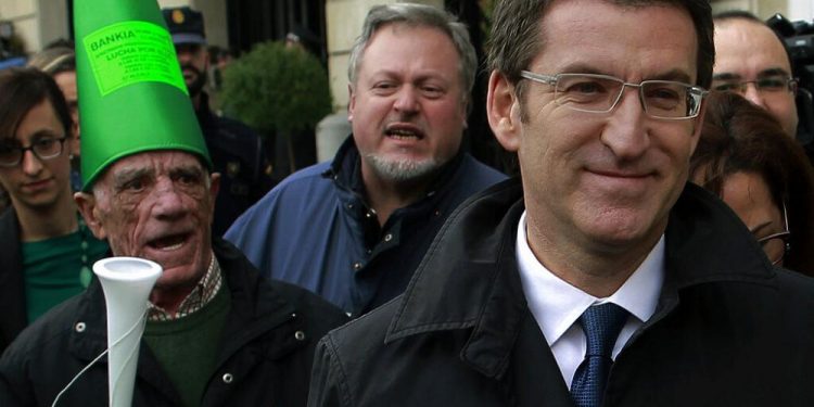 Parti içi krizlerde destek kaybeden İspanyol Halk Partisi’nde lider değişti