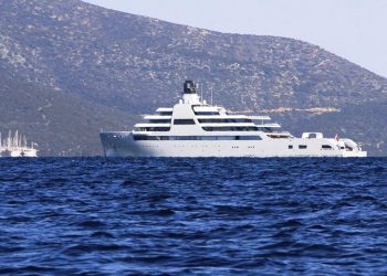 İngiliz hukukçular: Abramoviç’in yatlarının Türkiye limanlarına yanaşması yaptırımları delebilir