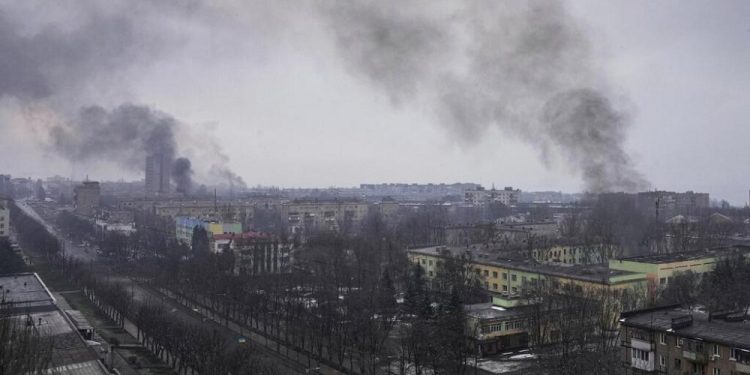 Mariupol Belediye Başkanı: Kentte 10 binden fazla sivil hayatını kaybetti