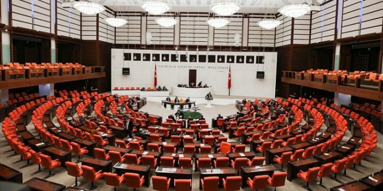 15 Temmuz şehit ve gazi yakınları için toplanan paralarla ilgili soruya Bakan Yanık, 2 yıl sonra yanıt verdi