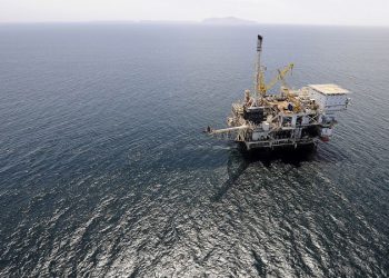 "2023 ilk çeyrekte Karadeniz gazını Filyos'a ulaştırmış olacağız"