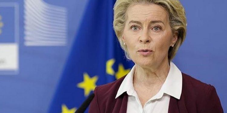 AB Komisyonu Başkanı Von der Leyen: Avrupa’da Rus fosil yakıt dönemi sona erdi
