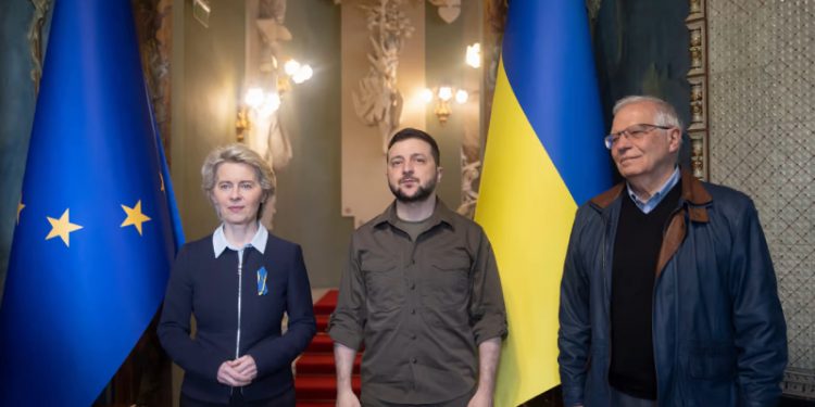 AB, Ukrayna'nın üyeliğini hızlandırmak için süreç başlattı