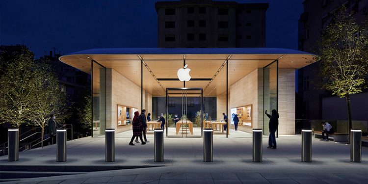 ABD'de Apple çalışanları sendika için imza topladı
