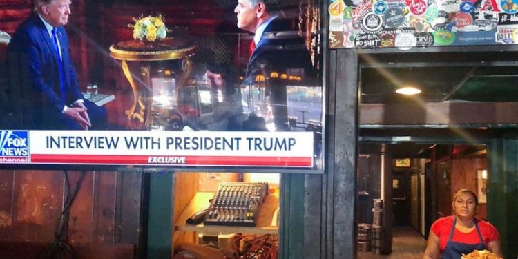 ABD'de bir ay boyunca CNN izleyen Fox takipçilerinin görüşleri değişmeye başladı