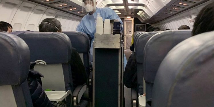 ABD'de dört büyük hava yolu şirketinden 'maske' kararı