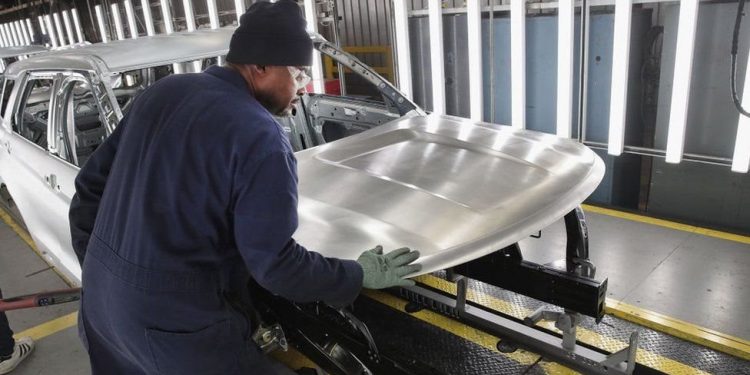 ABD'de geçen ay 431 bin kişi daha istihdama dahil oldu, işsizlik yüzde 3,6'ya geriledi