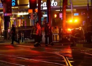 ABD'de silahlı saldırı: 6 &ouml;l&uuml;