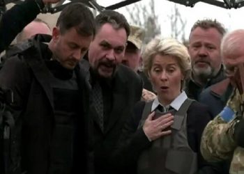 AB’den katliamın yaşandığı Buça’ya ziyaret: ‘Putin’in zalim yüzünü gördük’