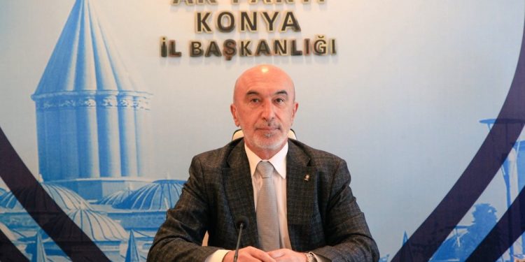 AKP’li Başkan: Çok zenginleştik, eskiden kışın salatalık domates yemezdik