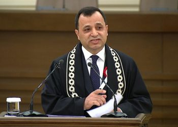 AYM Başkanı ‘ihlale sebep’ sorunların çözülmemesinden şikayetçi: AİHM’in önünde bu kadar başvuru yok