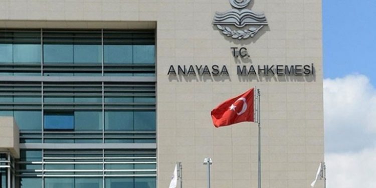 AYM: Cezaevindeki mektupların UYAP'a kaydedilmesi hak ihlali