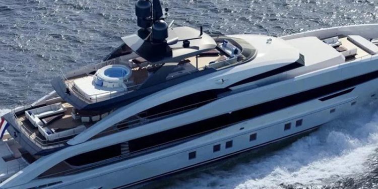 Abramoviç hakkında yeni iddia: "40 milyon dolarlık lüks yatını savaş başladığı gün sağ koluna sattı"