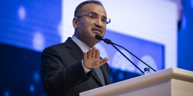 Adalet Bakanı Bozdağ: Her türlü denetime açık bir infaz sistemi uyguluyoruz, uygulamaya da devam edeceğiz