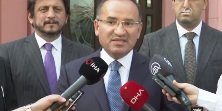 Adalet Bakanı Bozdağ, Türkiye’nin bir hukuk devleti olduğunu söyledi