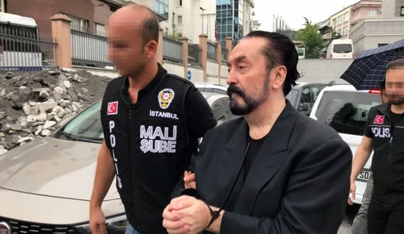 Adnan Oktar, 'güvenlik' nedeniyle Edirne’den Erzurum’a sevk edildi