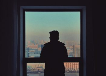 Afganistan'dan tahliye edilip İngiltere'ye getirilen mülteciler yedi aydır otellerde bekliyor