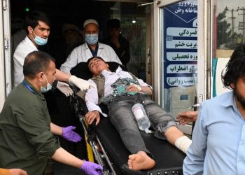 Afganistan'ın başkenti Kabil'de erkek lisesine bombalı saldırıda en az altı kişi öldü