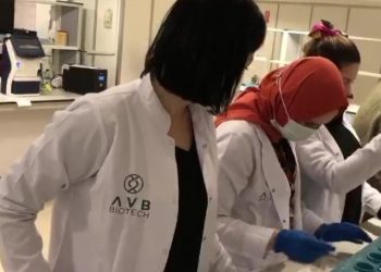 Akıllı sinyallerle ölümcül hastalıkları tedavi ettiler