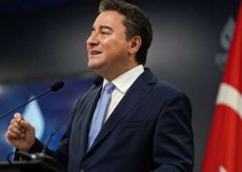 Ali Babacan'dan enflasyon mesajı: ‘Keşke dışarı çıkamasak, milletvekili olduğumuz anlaşılmasa’ diyorlar