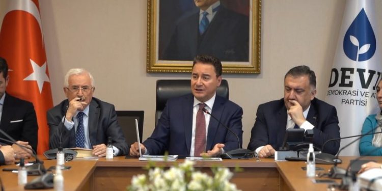 Ali Babacan'dan 'geçiş süreci' mesajı: Çalışmayı ortaklaştırmayı arzu ediyoruz