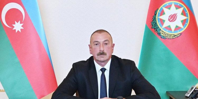 Aliyev: Azerbaycan önerdiği çerçevede barış anlaşması imzalamaması halinde Ermenistan'ın toprak bütünlüğünü tanımayacak