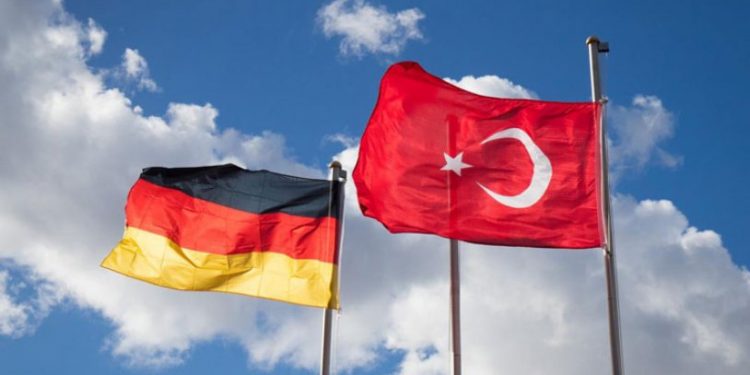 Almanya'nın Ankara Büyükelçiliği'nden Yeni Şafak'ın 'büyükelçi' haberine yalanlama