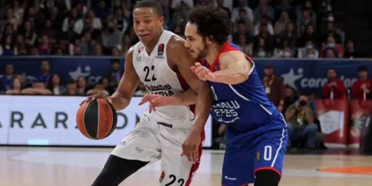 Anadolu Efes Başantrenörü Ataman: Belgrad'da Türk'ün gücünü gösterelim