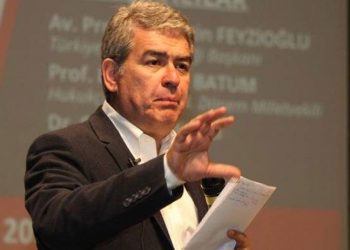 Anayasa Hukukçusu Batum: Atatürk Havalimanı yıkımı yargılanabilir