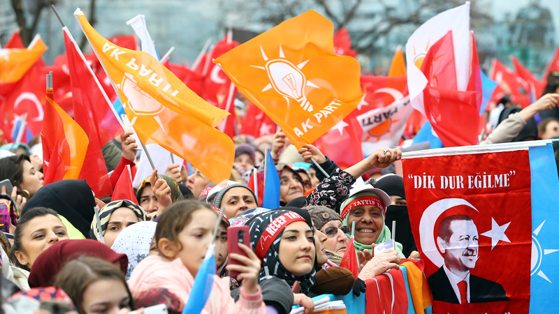 Araştırma: AKP’li seçmenin yüzde 41’i giderlerini karşılayamıyor