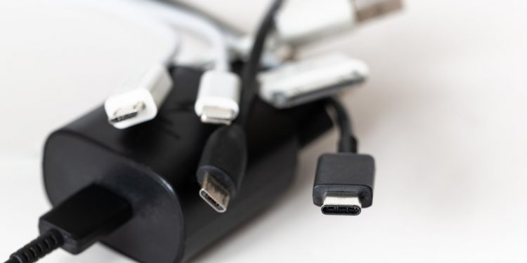 Avrupa Parlamentosu’ndan ‘tek tip şarj aletine’ onay