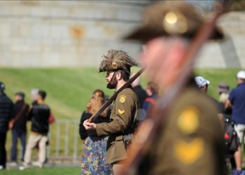 Avustralya ve Yeni Zelanda'da milyonlarca Anzak, Çanakkale'de hayatını kaybeden atalarını andı