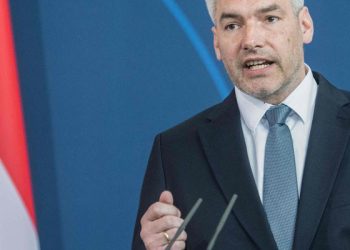 Avusturya Başbakanı Nehammer, Putin'le görüştü: "Çok net, açık ve zorlu bir görüşme oldu"