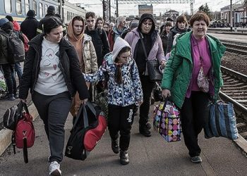 BM: Ukrayna'da en az 2 bin 72 sivil öldü, 4 milyon 934 bin 415 kişi komşu ülkelere geçti