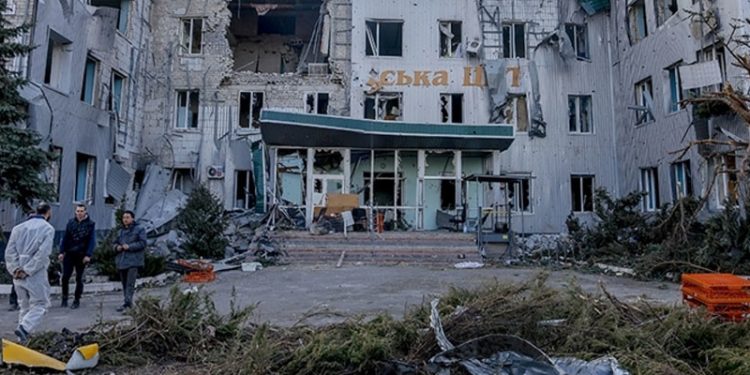 BM: Ukrayna'da en az 2 bin 899 sivil öldü, 5 milyon 429 bin 739 kişi komşu ülkelere geçti