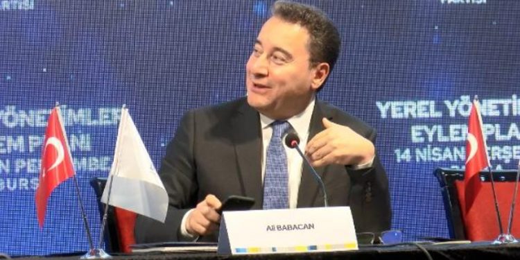 Babacan: Yerelde doğrudan demokrasi mekanizmalarını işleteceğiz